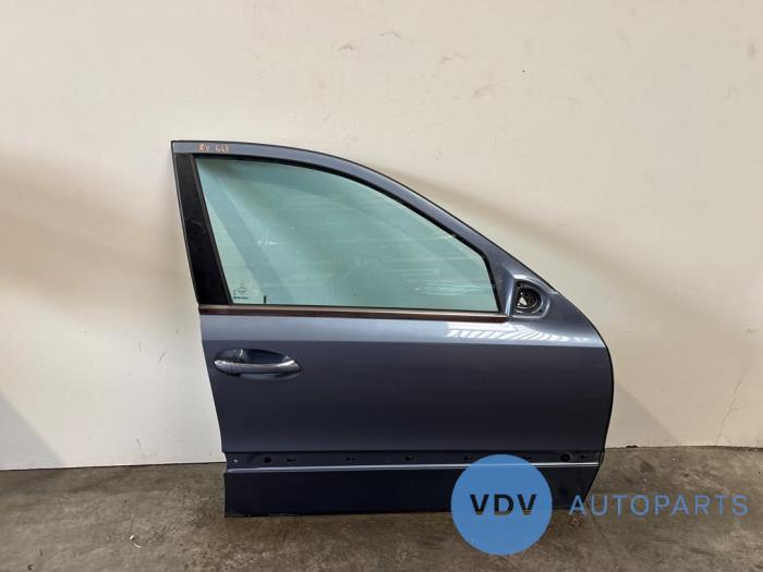 Portier 4Deurs rechts-voor Mercedes E-Klasse