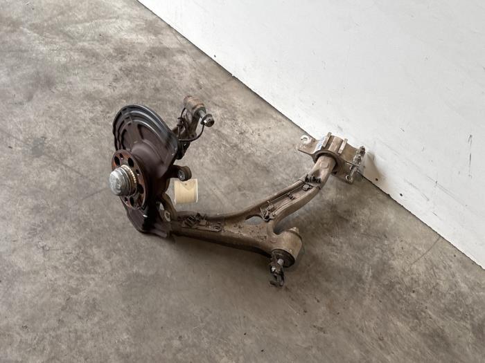 Mangueta de dirección derecha delante Mercedes GLA