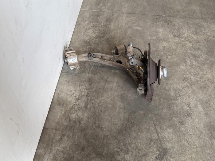 Mangueta de dirección derecha delante Mercedes GLA