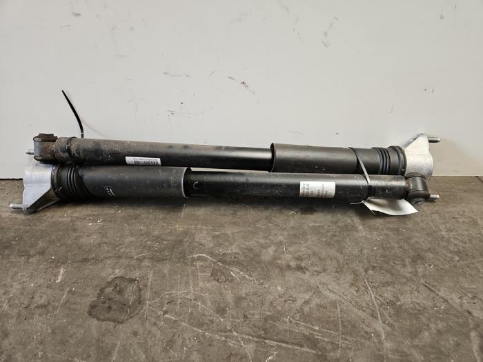 Schokdemper set Mercedes CLA