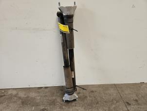 Gebruikte Schokbreker set Mercedes CLA (118.3) 1.3 CLA-180 Turbo 16V Prijs € 60,50 Inclusief btw aangeboden door Autoparts Van De Velde