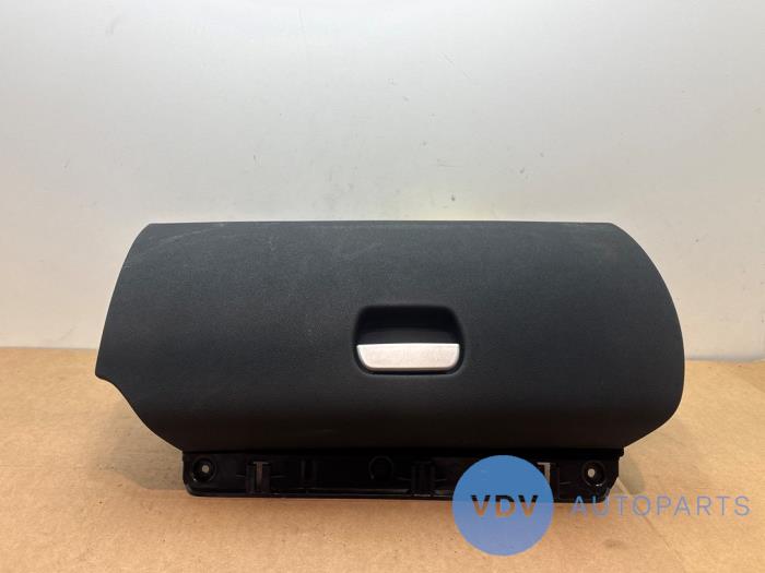 Boîte à gants Mercedes SLK