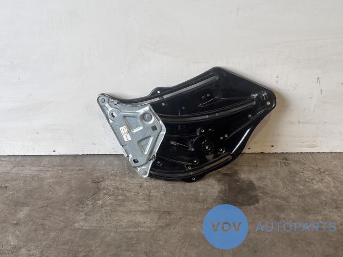 Rear window mechanism 2-door, right Mercedes E-Klasse