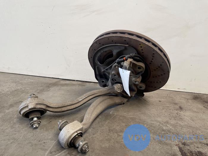 Knuckle, front right Mercedes C-Klasse