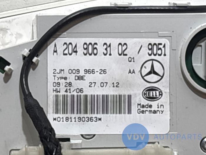 Oswietlenie wewnetrzne przód Mercedes C-Klasse