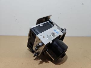 Gebruikte ABS Pomp Mercedes C AMG (C204) 6.2 C-63 AMG V8 32V Prijs € 151,25 Inclusief btw aangeboden door Autoparts Van De Velde