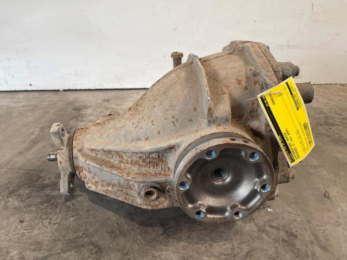 Differentieel achter Mercedes CL