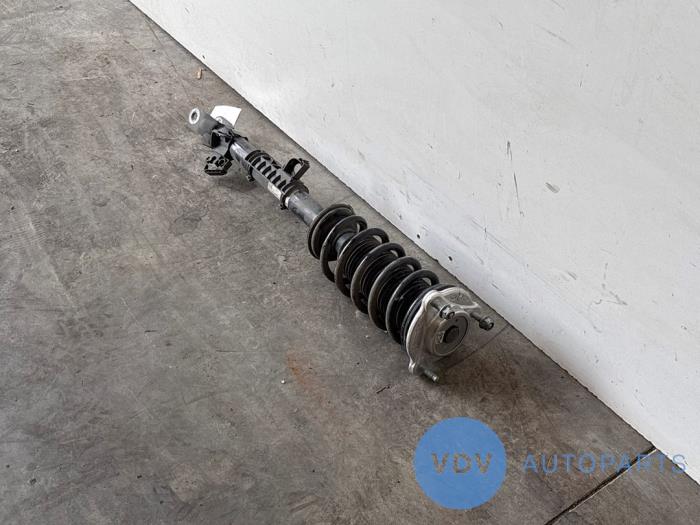 Fronts shock absorber, left Mercedes C-Klasse