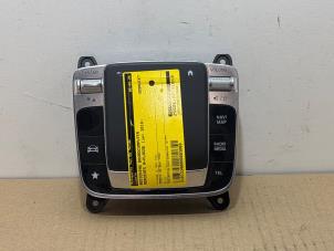 Gebruikte Bediening boordcomputer Mercedes A (177.0) 1.3 A-200 Turbo 16V Prijs € 78,65 Inclusief btw aangeboden door Autoparts Van De Velde