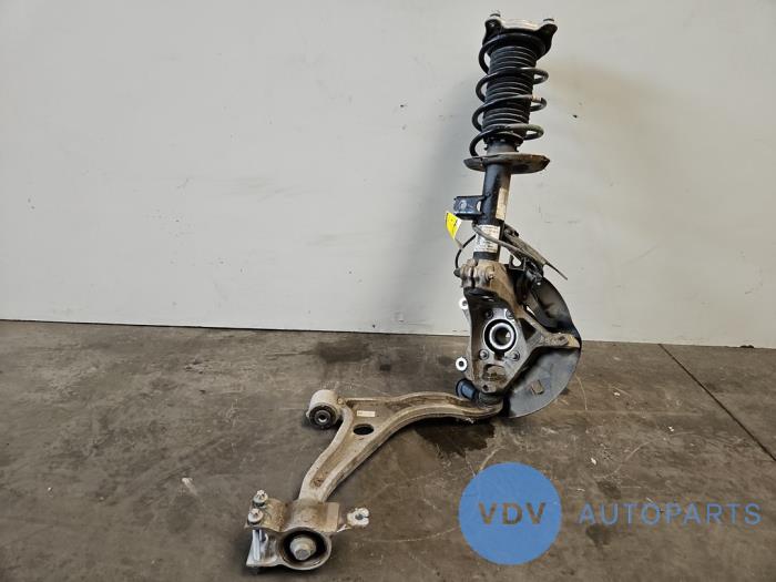 Achsschenkel rechts vorne Mercedes A-Klasse