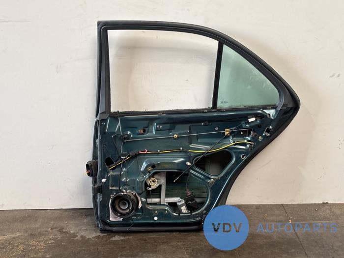 Tür 4-türig rechts hinten Mercedes E-Klasse