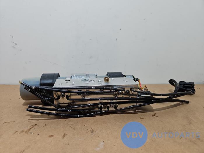 Hydraulic pump Mercedes SLK