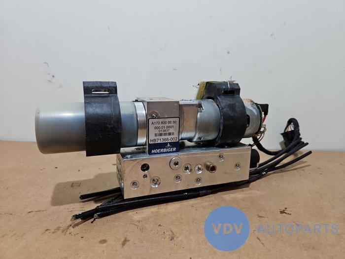 Hydraulic pump Mercedes SLK