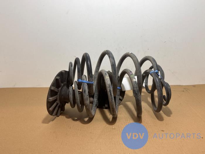 Sprezyna srubowa tyl Mercedes Citan