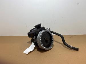 Gebruikte Pomp Servo Mercedes C (W204) 2.2 C-200 CDI 16V Prijs € 90,75 Inclusief btw aangeboden door Autoparts Van De Velde