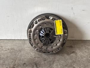 Gebruikte Vliegwiel Mercedes C (W204) 2.2 C-200 CDI 16V Prijs € 272,25 Inclusief btw aangeboden door Autoparts Van De Velde