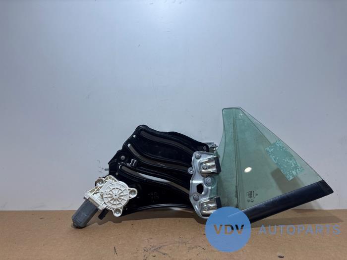 Zusätzliches Fenster 2-türig links hinten Mercedes SLK