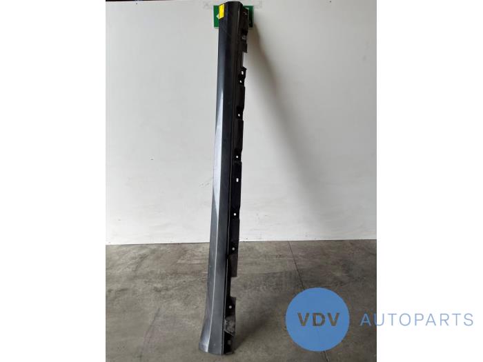 Próg lewy Mercedes S-Klasse