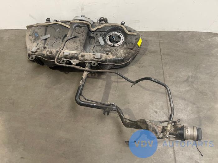 Réservoir de carburant Mercedes S-Klasse