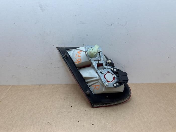 Luz trasera derecha Mercedes CLK