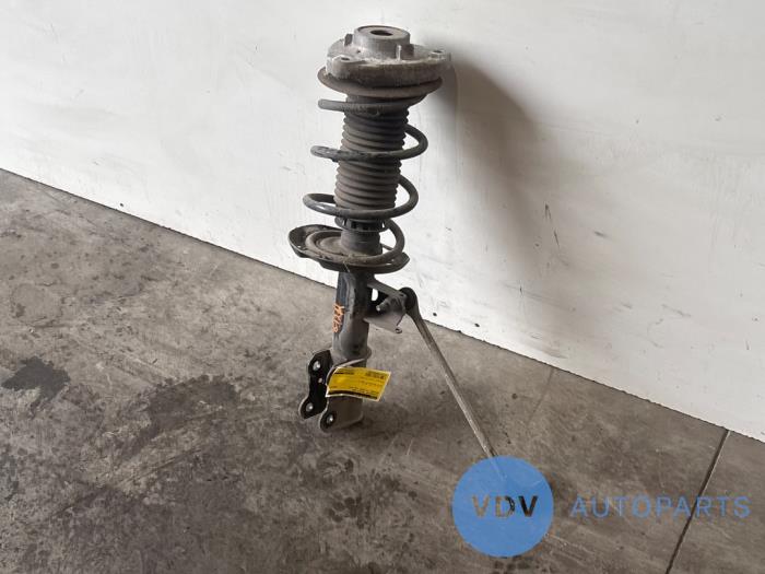 Stoßdämpfer rechts vorne Mercedes B-Klasse