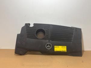 Gebruikte Afdekplaat motor Mercedes B (W246) 1.6 B-180 BlueEFFICIENCY Turbo 16V Prijs € 60,50 Inclusief btw aangeboden door Autoparts Van De Velde
