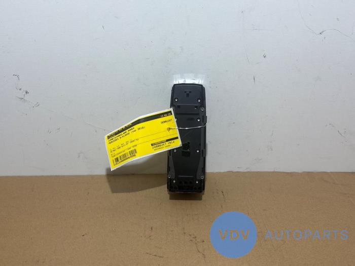 Multi-functional window switch Mercedes B-Klasse