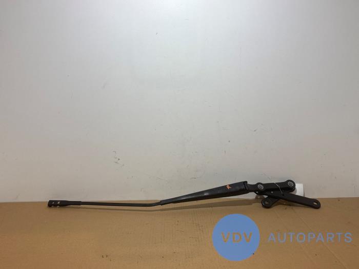 Front wiper arm Mercedes B-Klasse