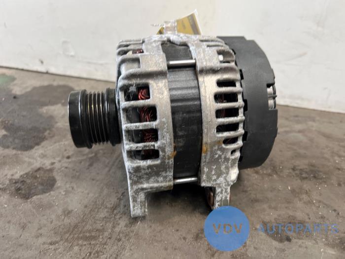 Dynamo Mercedes B-Klasse