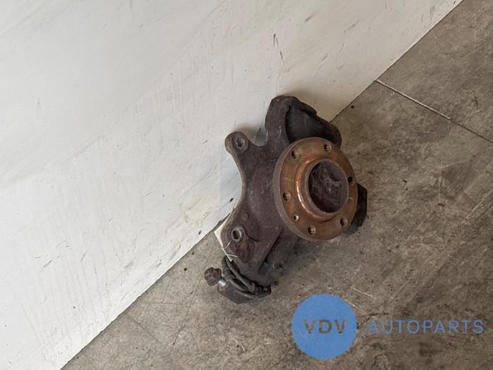 Knuckle, front left Mercedes Sprinter