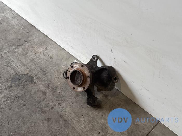 Knuckle, front left Mercedes Sprinter