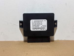 Gebruikte Handrem Module Mercedes S (222.0/222.1) 3.0 S-350 BlueTEC, S-350 d 24V 4-Matic Prijs € 60,50 Inclusief btw aangeboden door Autoparts Van De Velde