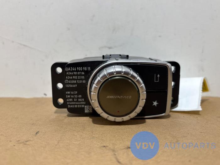 Commande ordinateur de bord Mercedes CLA