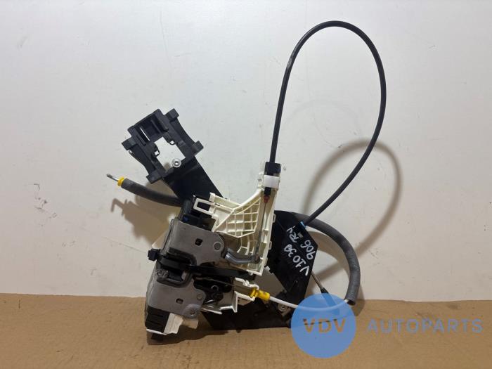 Mecanismo de cerradura de puerta de 2 puertas derecha Mercedes Sprinter