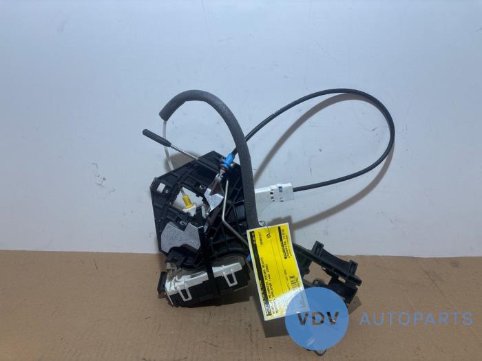Mecanismo de cerradura de puerta de 2 puertas derecha Mercedes Sprinter