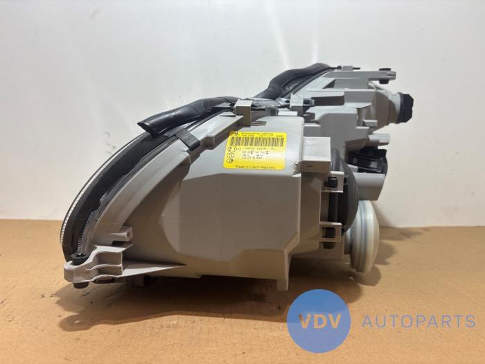 Faro derecha Mercedes C-Klasse