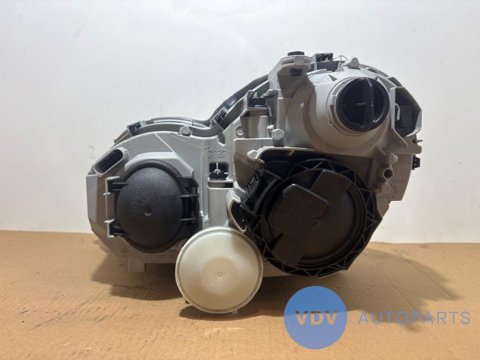 Faro derecha Mercedes C-Klasse