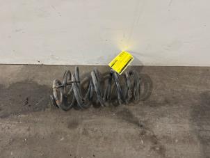 Gebruikte Veerschroef achter Mercedes CLA (117.3) 2.2 CLA-200 CDI, 200 d 16V Prijs € 30,25 Inclusief btw aangeboden door Autoparts Van De Velde