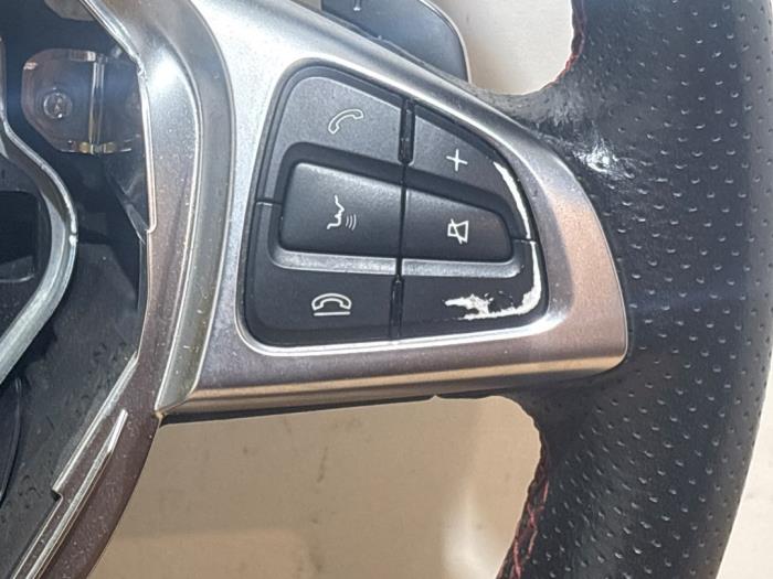 Lenkrad Mercedes CLA