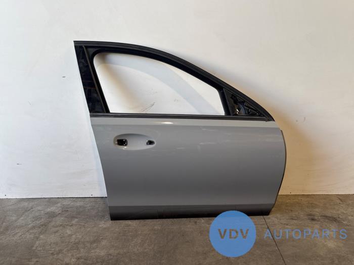 Tür 4-türig rechts vorne Mercedes C-Klasse