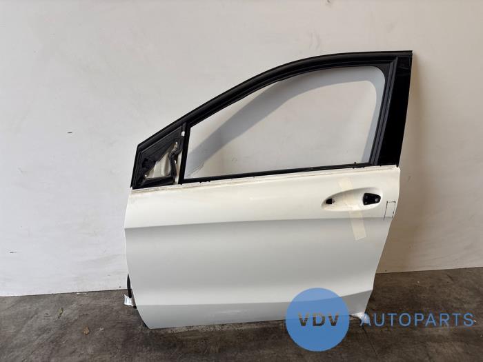 Door 4-door, front left Mercedes B-Klasse