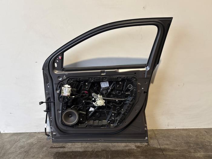 Front door 4-door, right Mercedes GLA