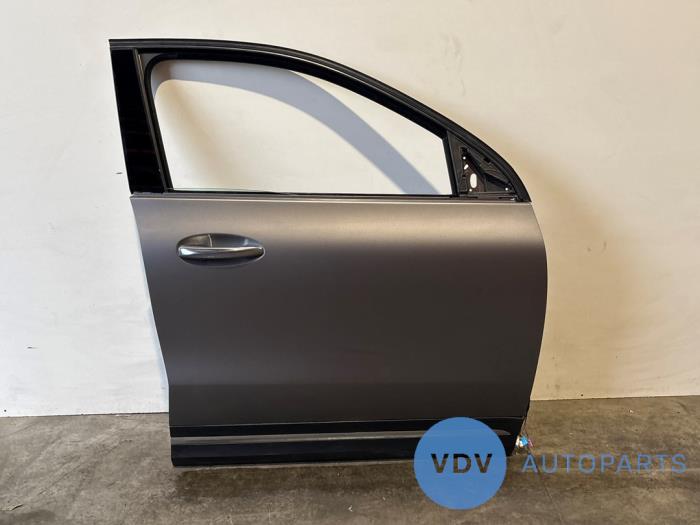 Front door 4-door, right Mercedes GLA