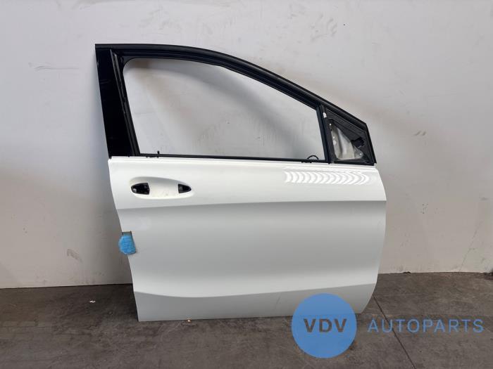 Front door 4-door, right Mercedes B-Klasse