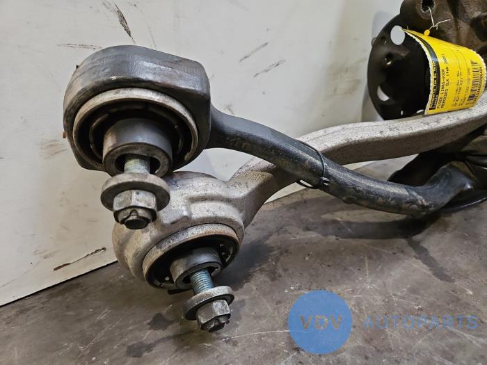 Knuckle, front left Mercedes CLK