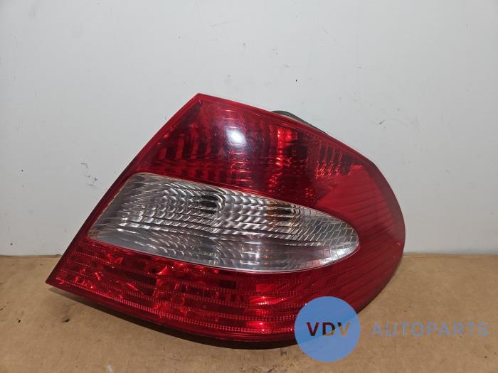 Tylne swiatlo pozycyjne prawe Mercedes CLK