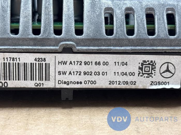 Navigation display Mercedes C-Klasse