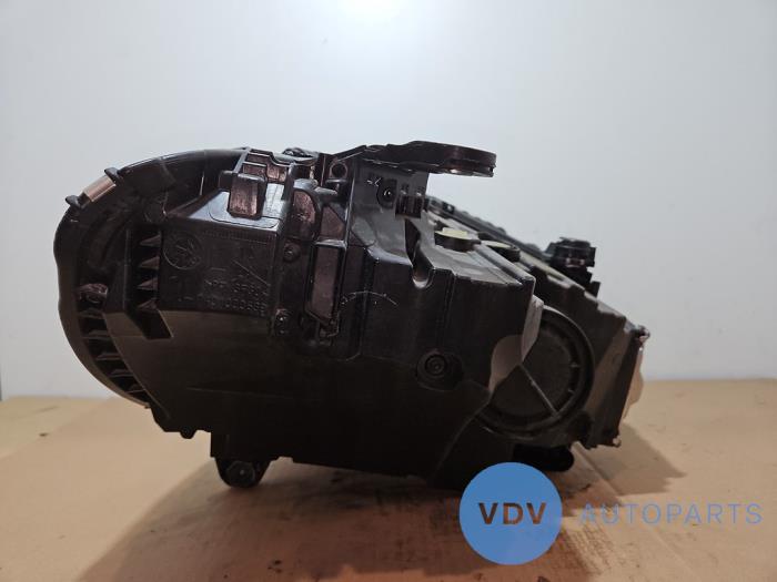 Koplamp links Mercedes C-Klasse