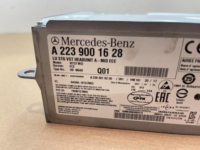Radio Mercedes C-Klasse