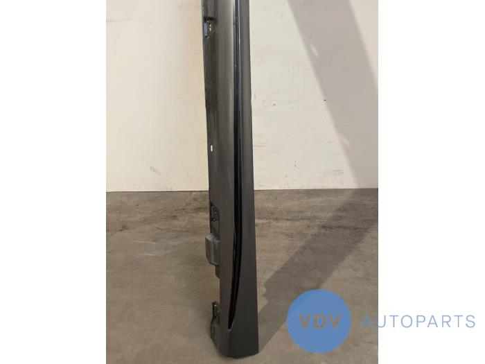 Seuil gauche Mercedes C-Klasse